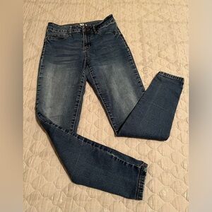 REWASH JEANS~SKINNY~HIGH RISE~ 7 / 28”